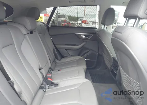 2019 Audi Q8 55 Premium z USA, uszkodzony, nr VIN WA1FVAF13KD027118